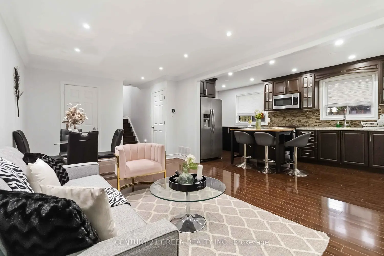 Additional image 5 of 74 Davenport Crescent