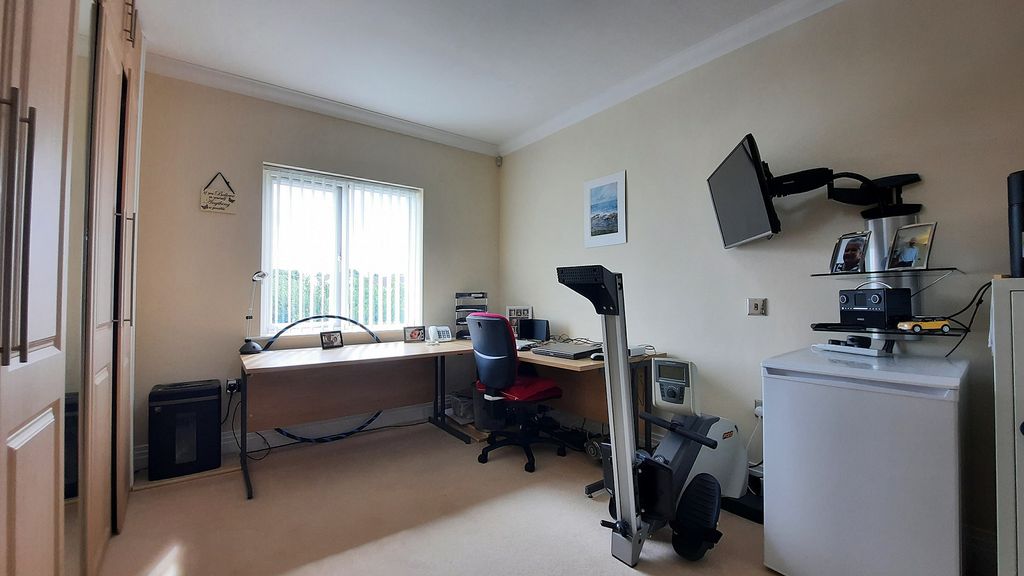 Additional image 15 of 2 bed flat for saleApt. 13 The Pavilions, Fairway Drive, Ramsey IM8
