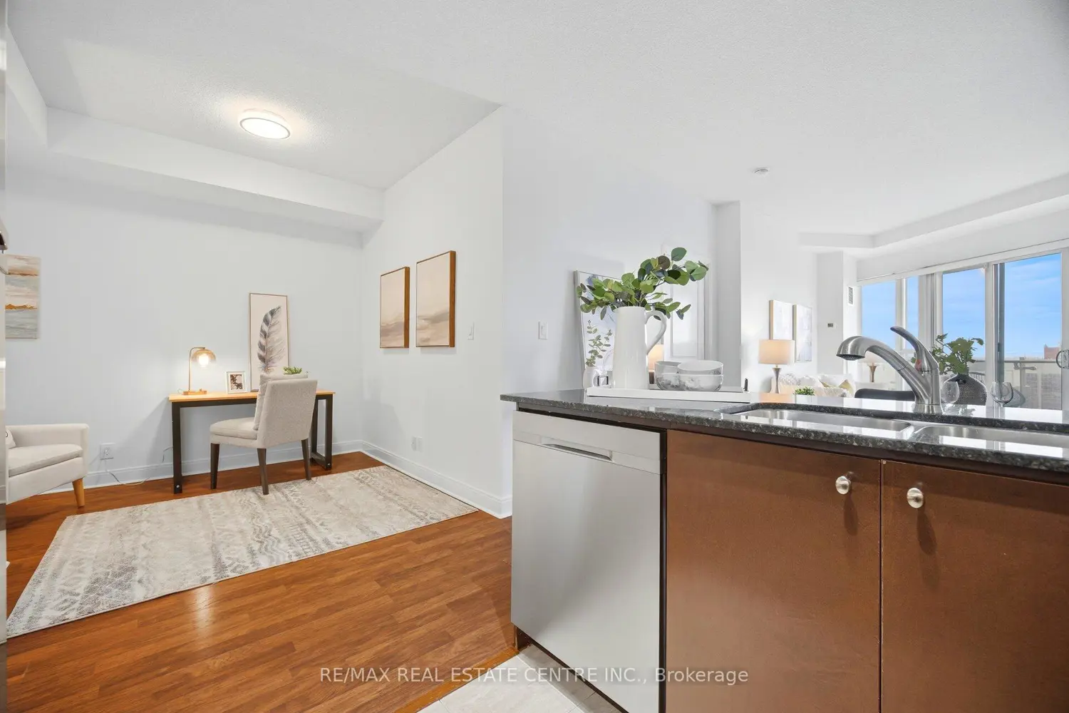 Additional image 5 of 50 Absolute Avenue 2401