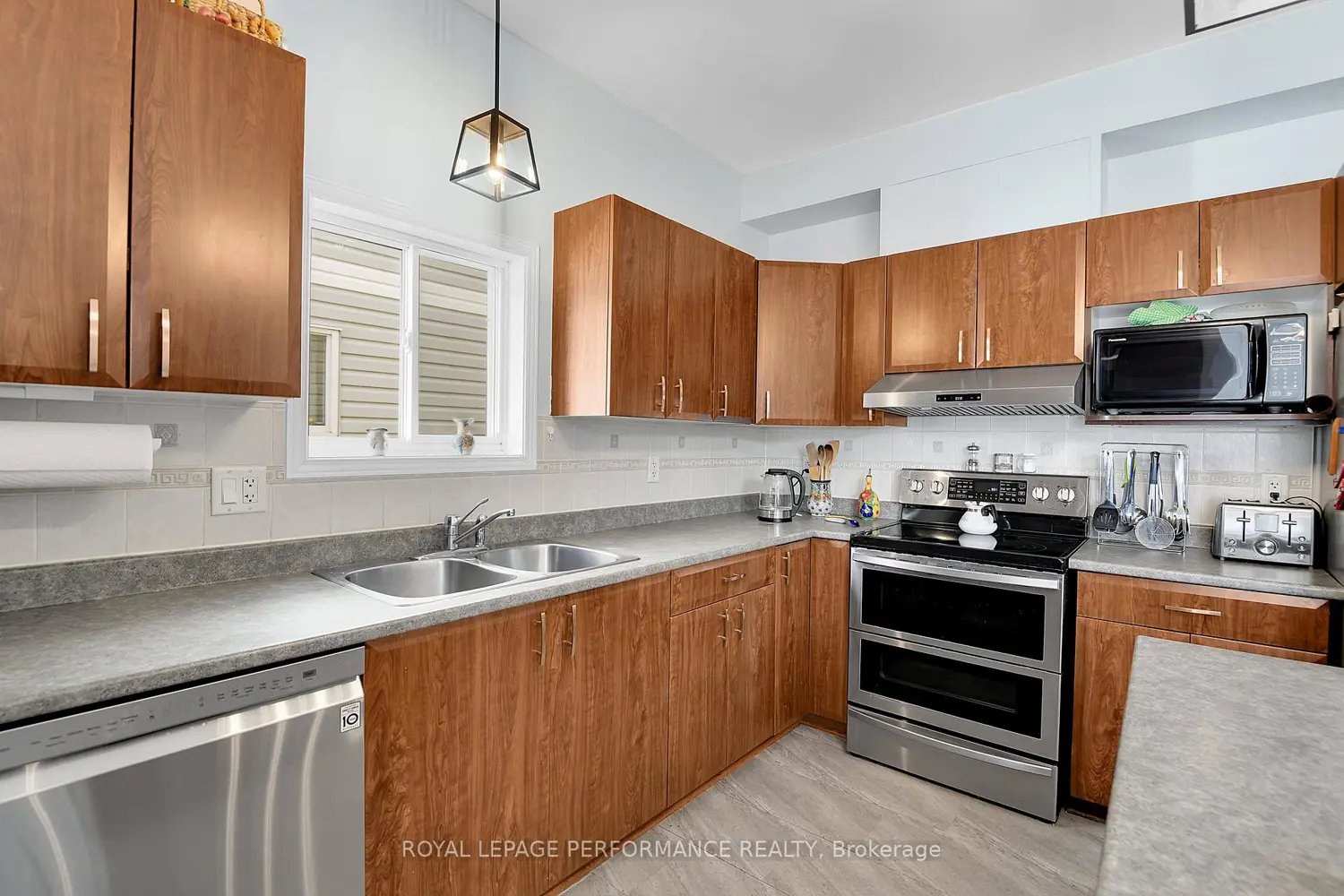 317 Parkin Circle photo 5