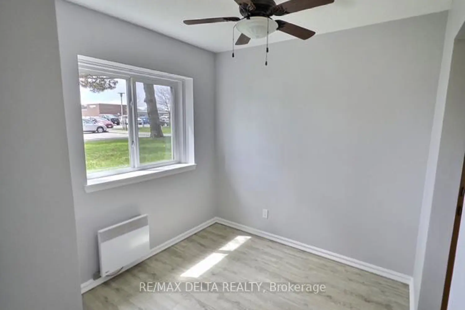 2044 Arrowsmith Drive 105B photo 4