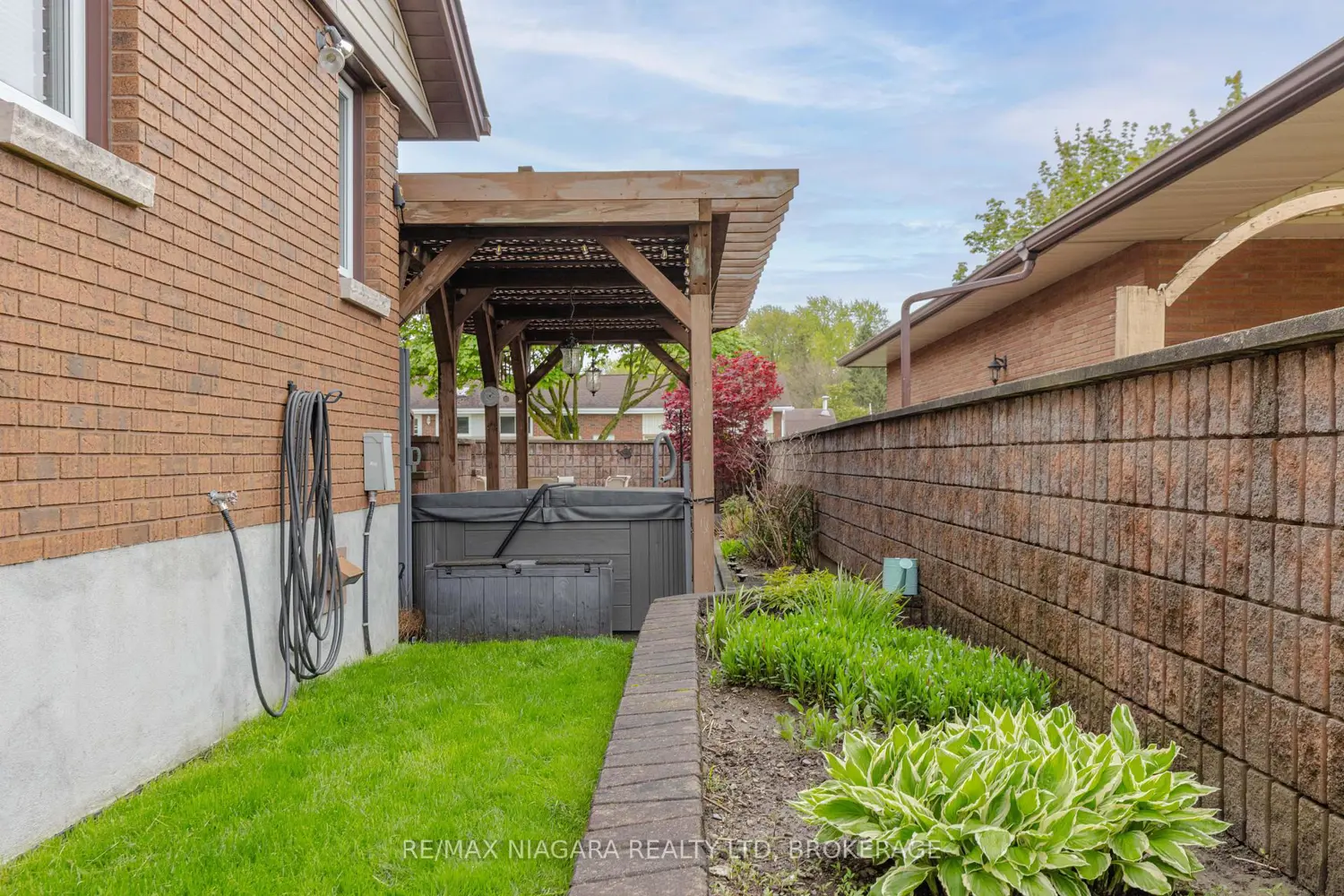 Additional image 17 of 4535 Dorchester Road
