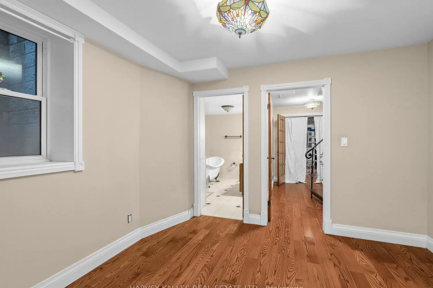 Additional image 16 of 258 Harbord Street
