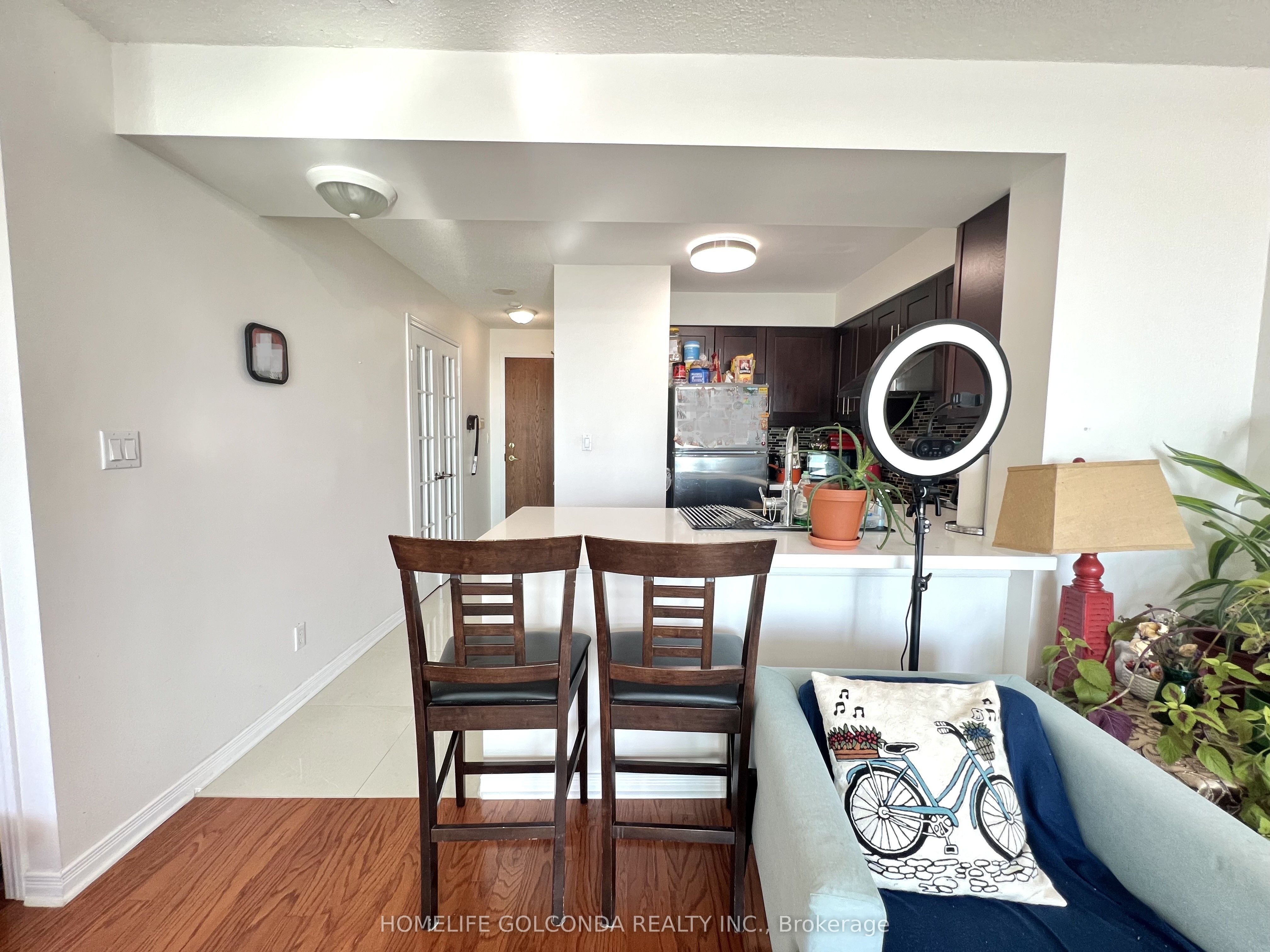 Additional image 3 of 1602-4879 Kimbermount Avenue, Mississauga, ON, L5M 7R8