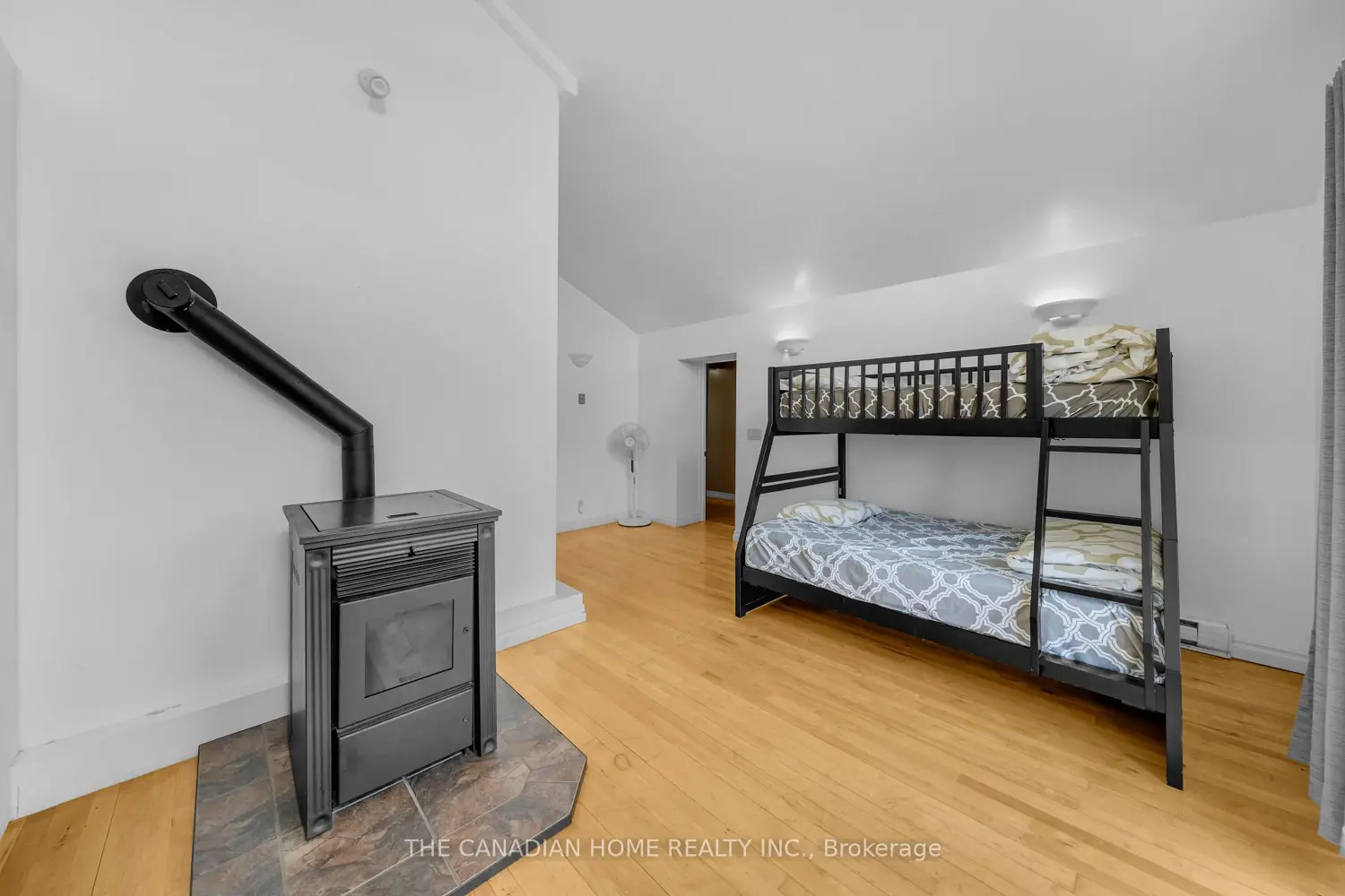 Additional image 9 of 5451 Arden Road
