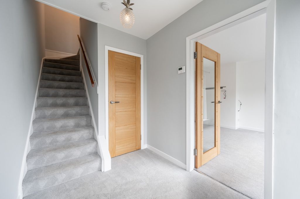Additional image 12 of 3 bed semi-detached house to rentLambie Crescent, Newton Mearns, East Renfrewshire G77