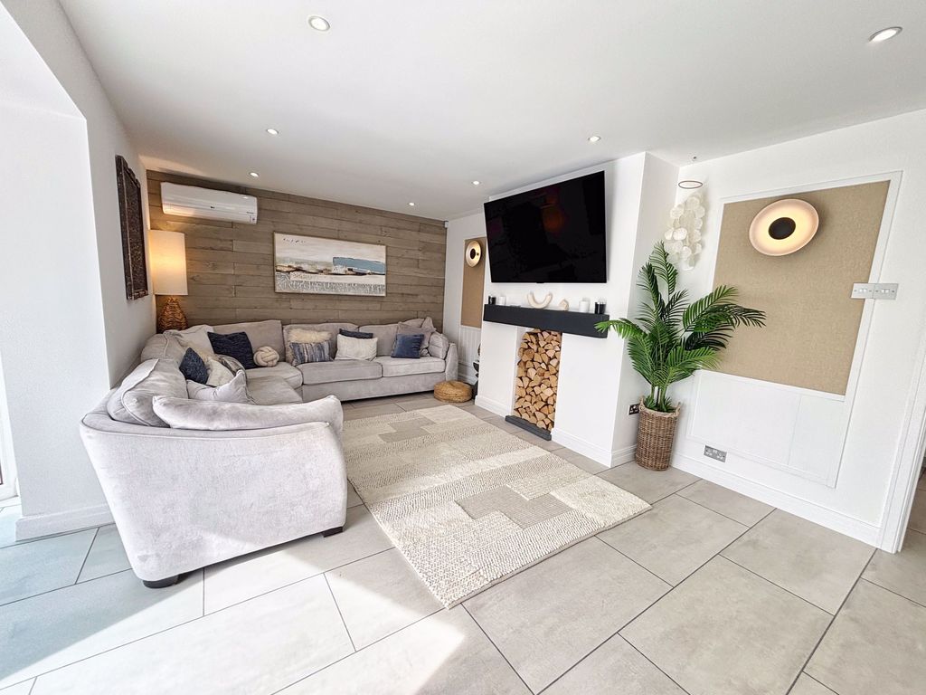 Additional image 11 of 4 bed detached house for saleCarlton Place, Porthcawl CF36
