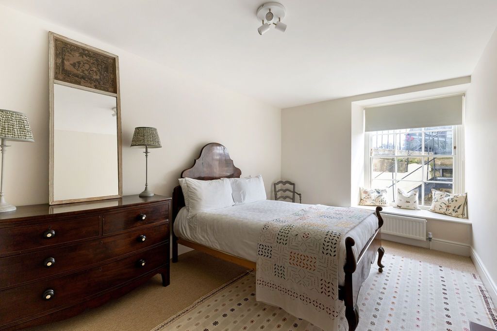 Additional image 9 of 3 bed flat to rentFlat 1, 8 Marlborough Buildings, Bath BA1