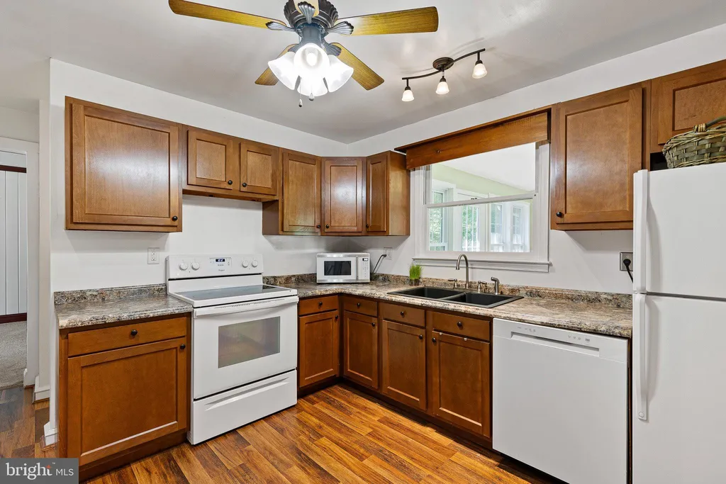 Additional image 9 of 130 Hedgewick Drive, Newark, DE 19702
