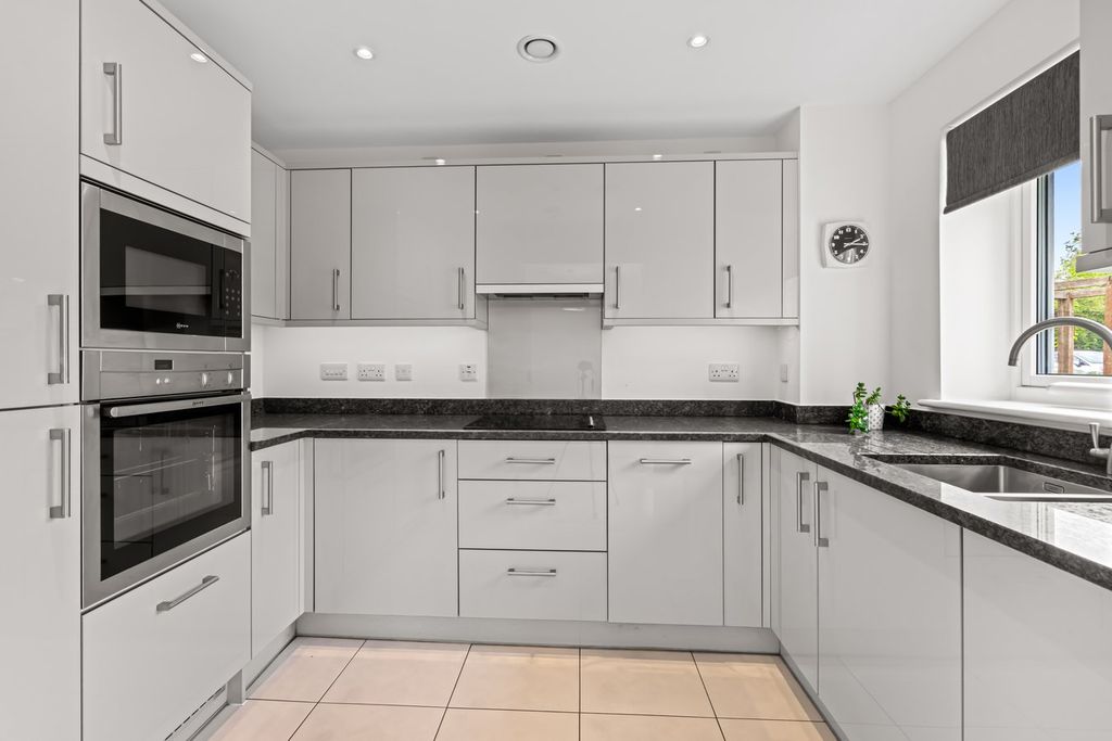 Additional image 6 of 1 bed property for saleLansdown Road, Cheltenham GL50