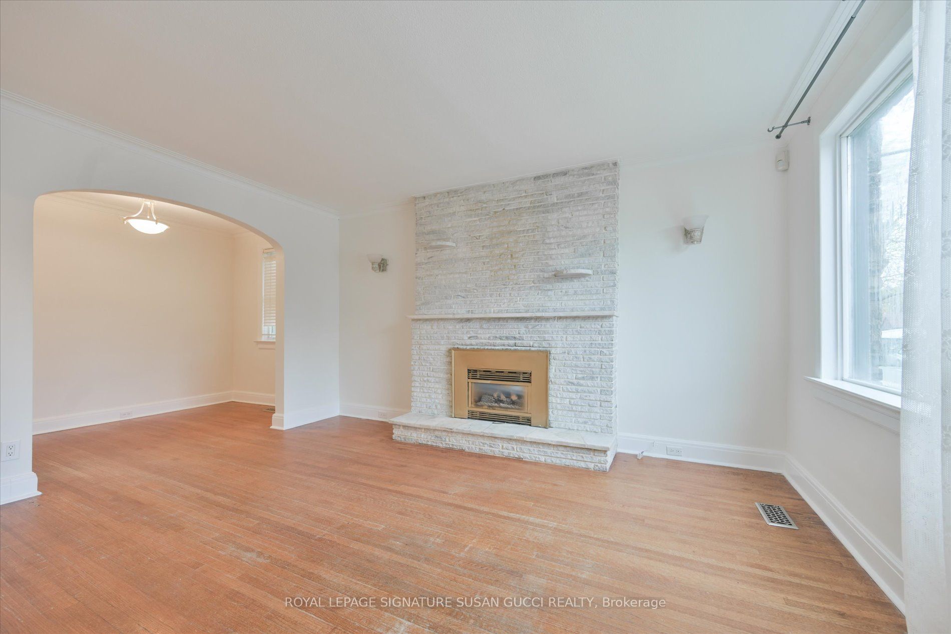 Additional image 5 of 388 O'connor Drive, Toronto, ON, M4J 2W1