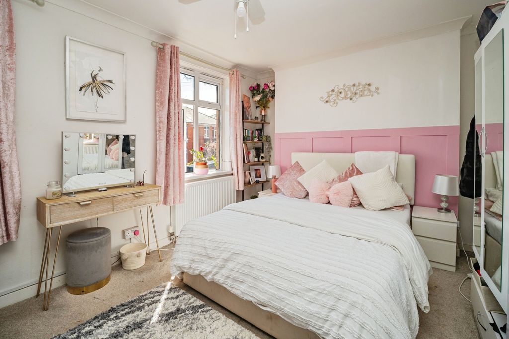 Additional image 8 of 2 bed terraced house for saleBradford Road, Weymouth DT4