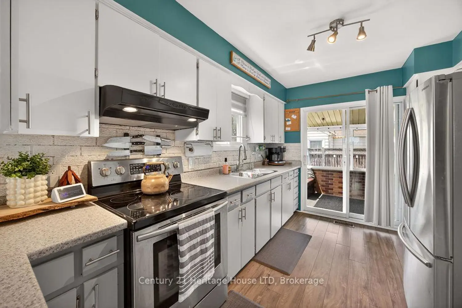 Additional image 6 of 211 Grantham Avenue