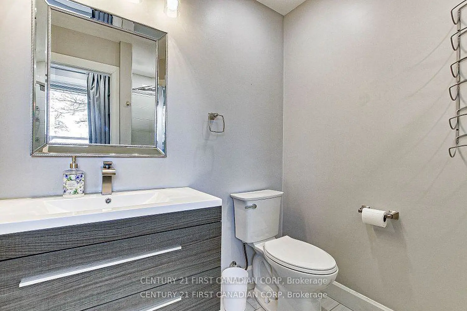 Additional image 13 of 1473 Glengarry Avenue