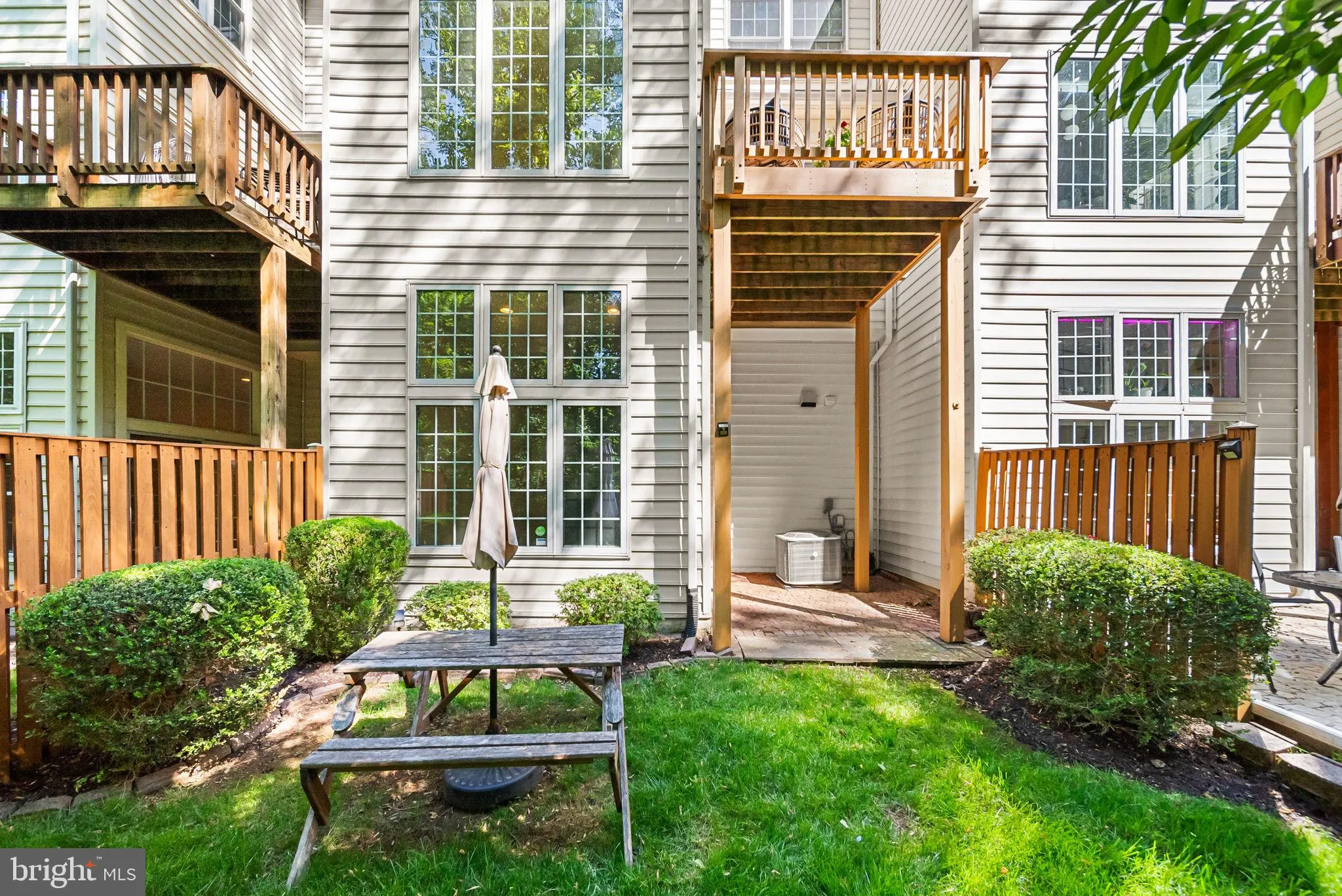 Additional image 64 of 135 Wootton Oaks Court, Rockville, MD 20852