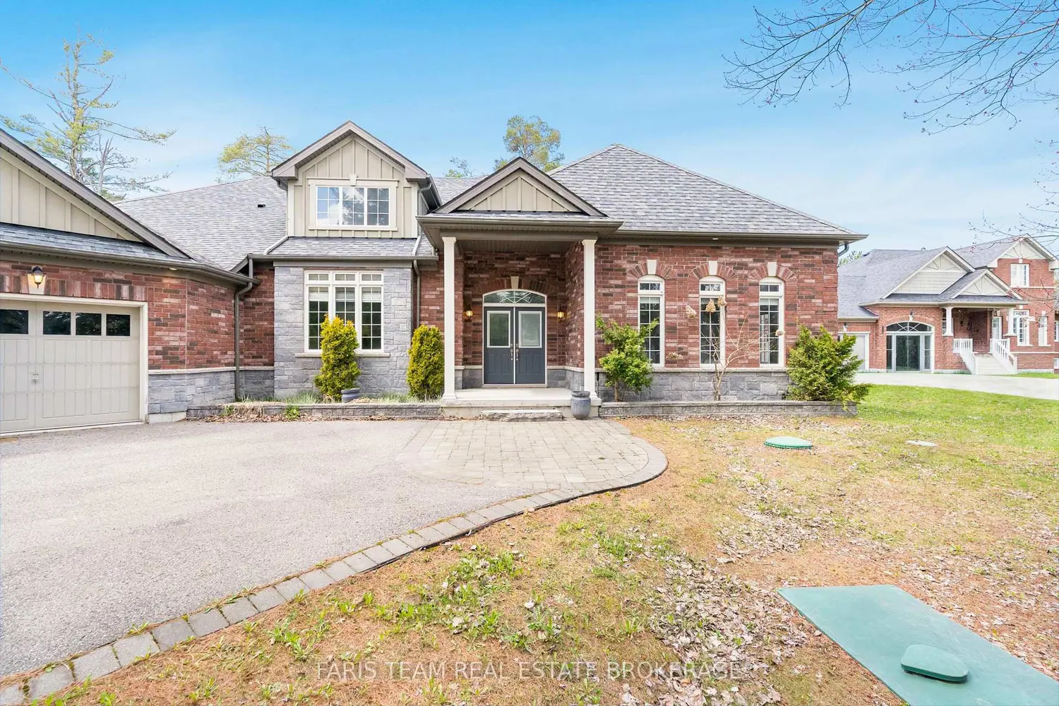 4 Diamond Valley Drive photo 2