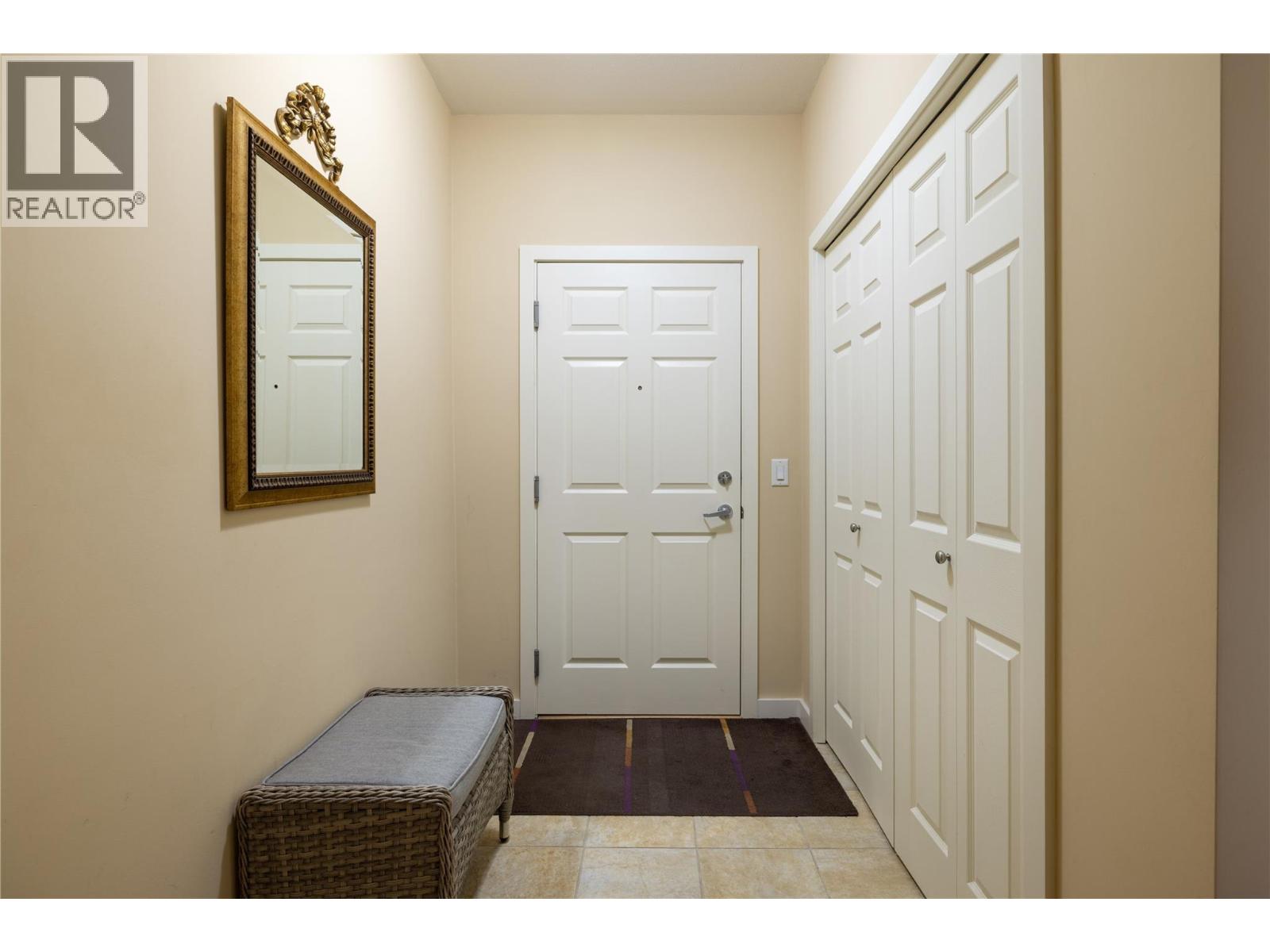 Additional image 3 of 108-2120 Shannon Ridge Drive, West Kelowna, BC, V4T2Z3