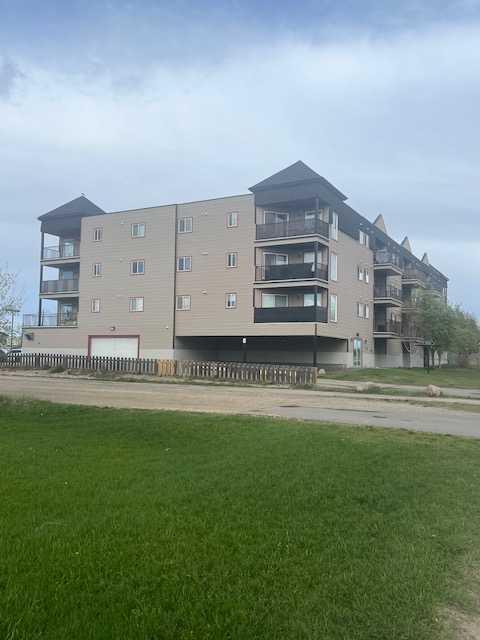 Additional image 3 of 302-4502 52 Avenue, Whitecourt, AB, T7S 1R9
