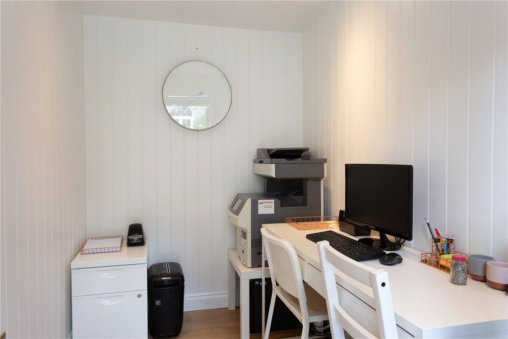 Additional image 31 of 6 bed end terrace house to rentThe Mount, York, North Yorkshire YO24