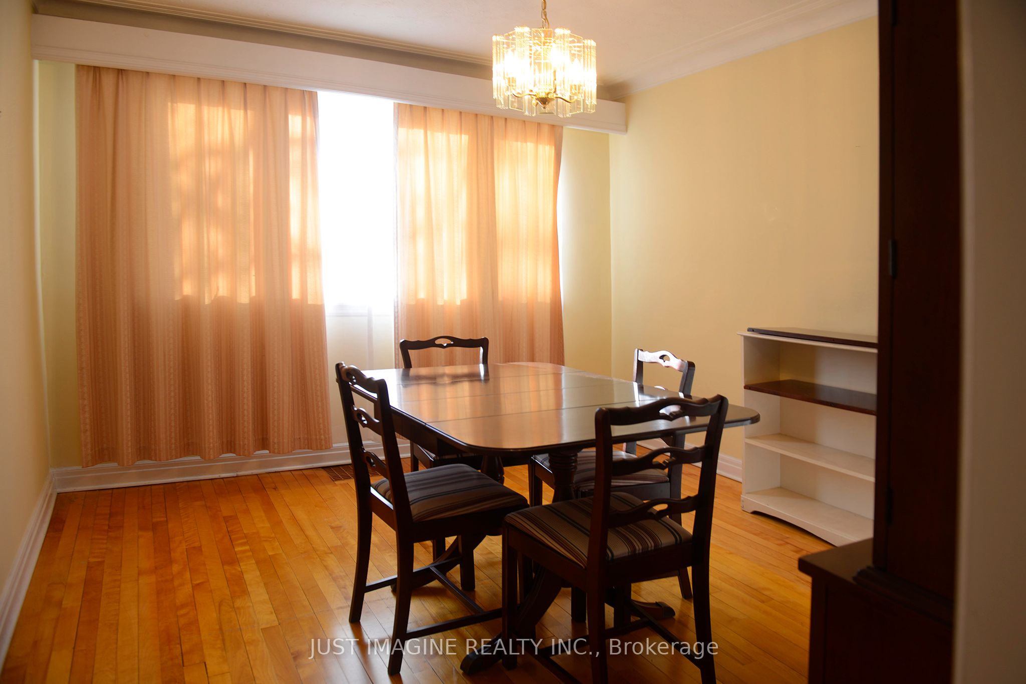 Additional image 5 of 212 Lennox Park Avenue, Ottawa, ON, K1G 0J4