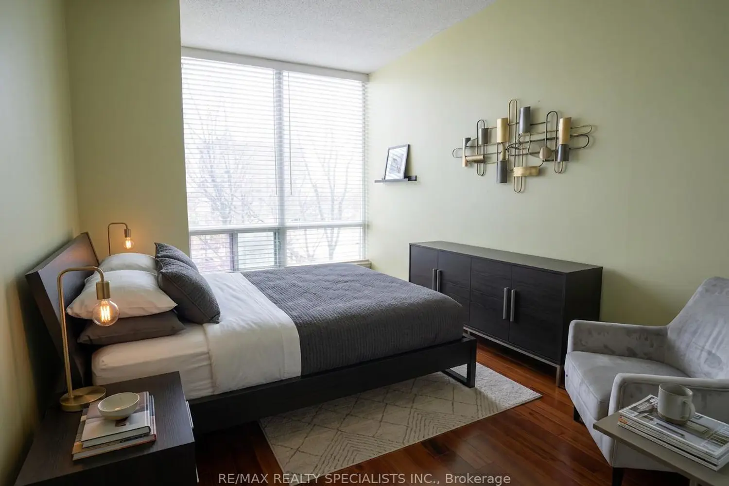 Additional image 5 of 3504 Hurontario Street 307