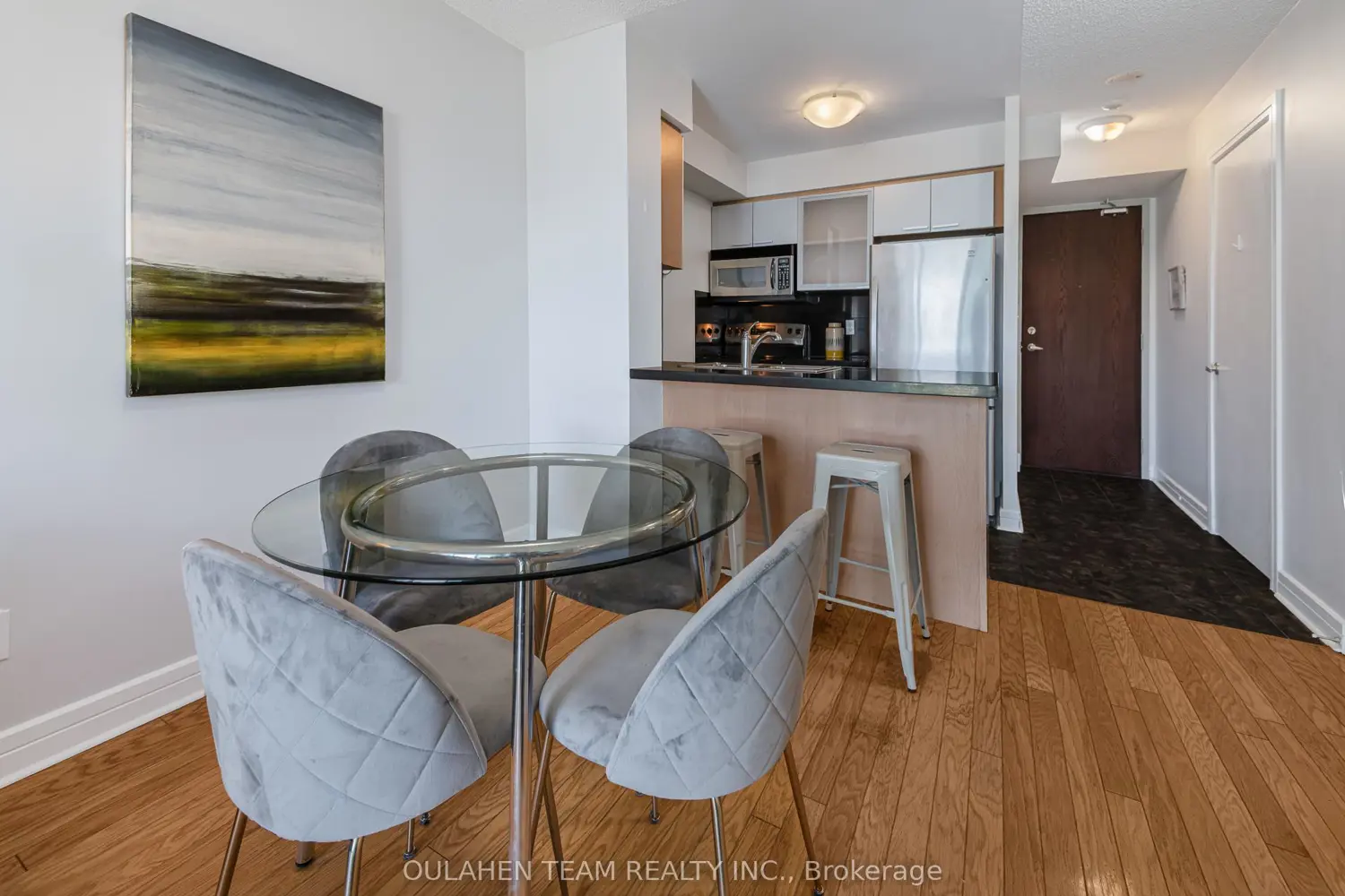 16 Harrison Garden Boulevard 309 photo 3