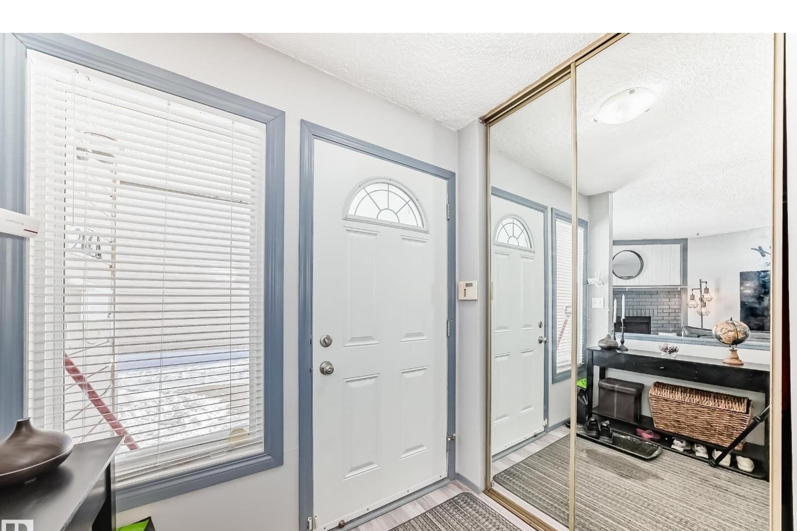Additional image 8 of 214A Warwick Road NW, Edmonton, AB, T5X4P8