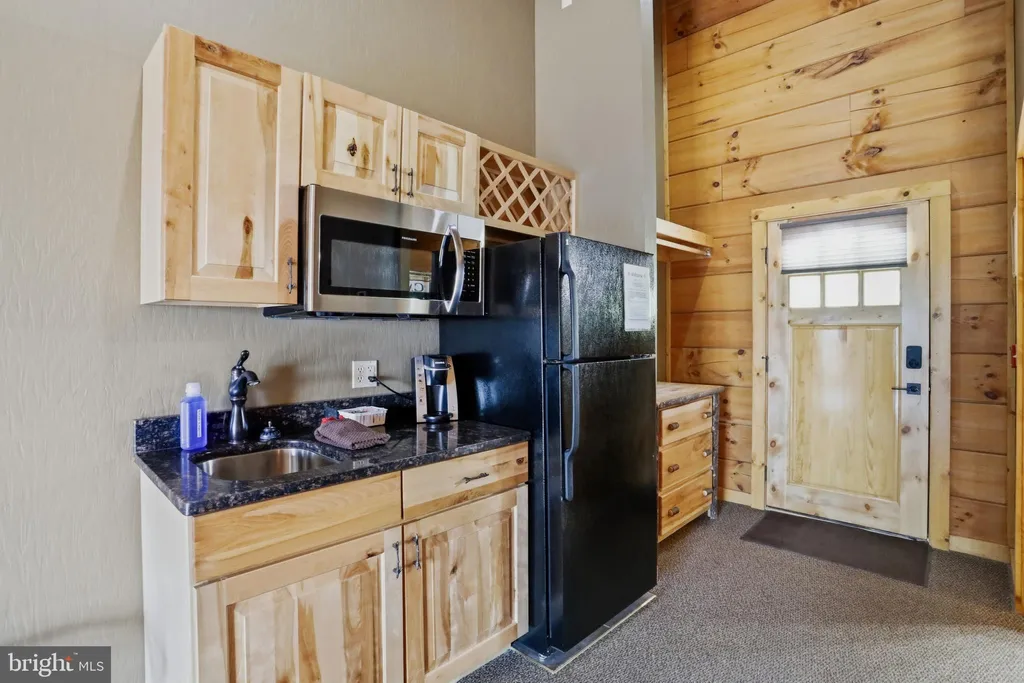 Additional image 5 of 221 Cabin Lodge Road, Mc Henry, MD 21541