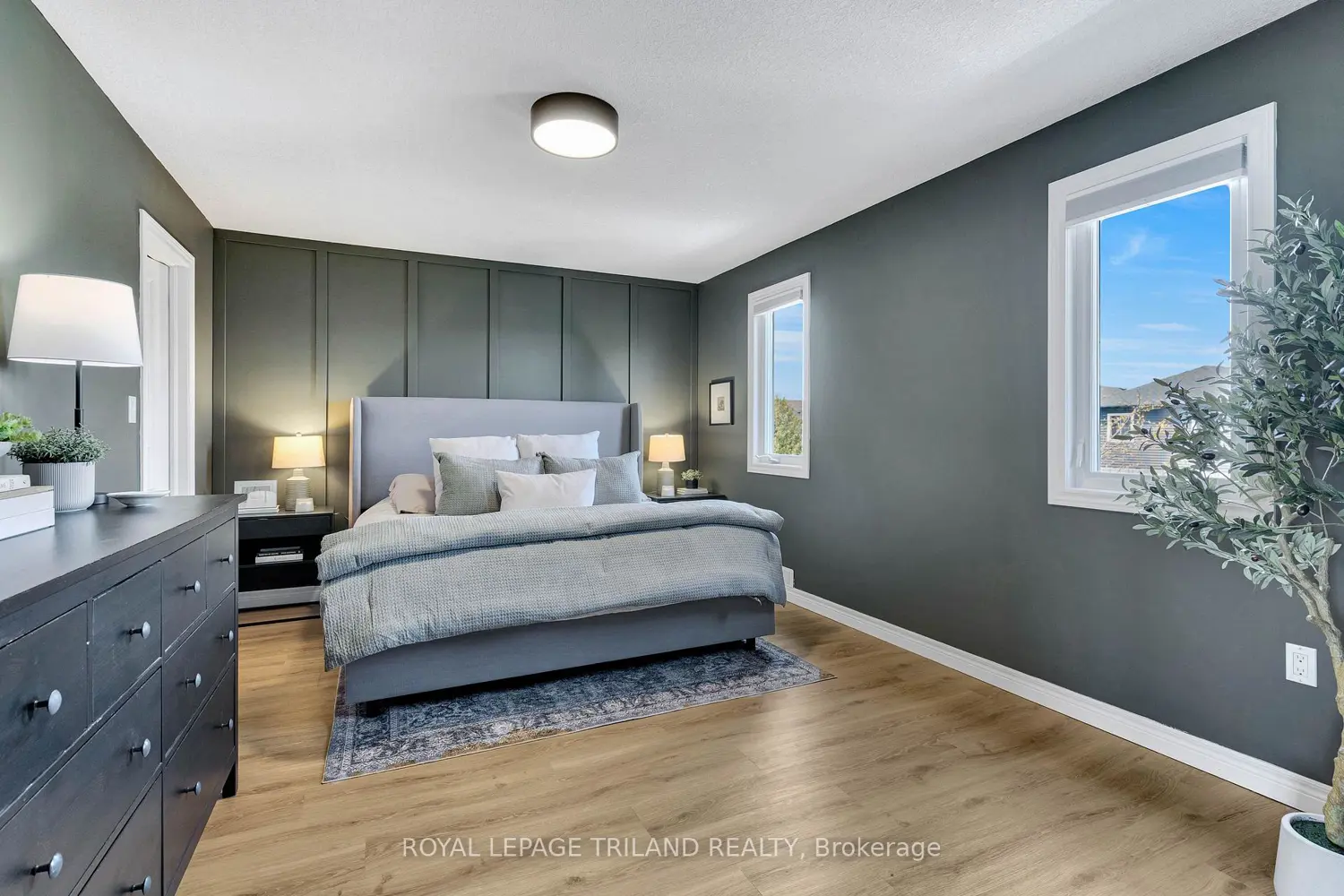 Additional image 4 of 731 Springwood Crescent