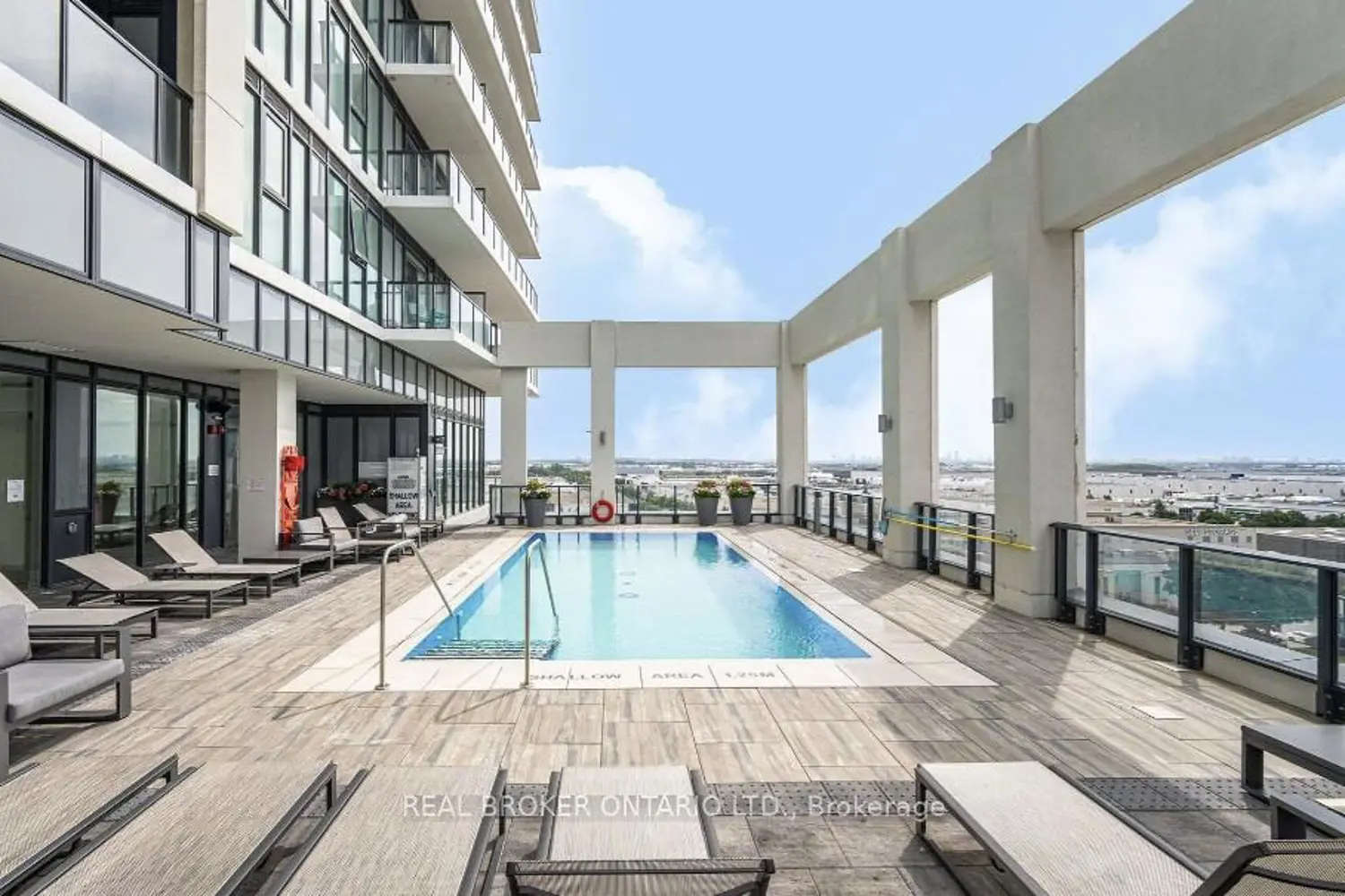 Additional image 13 of 9000 Jane Street 618