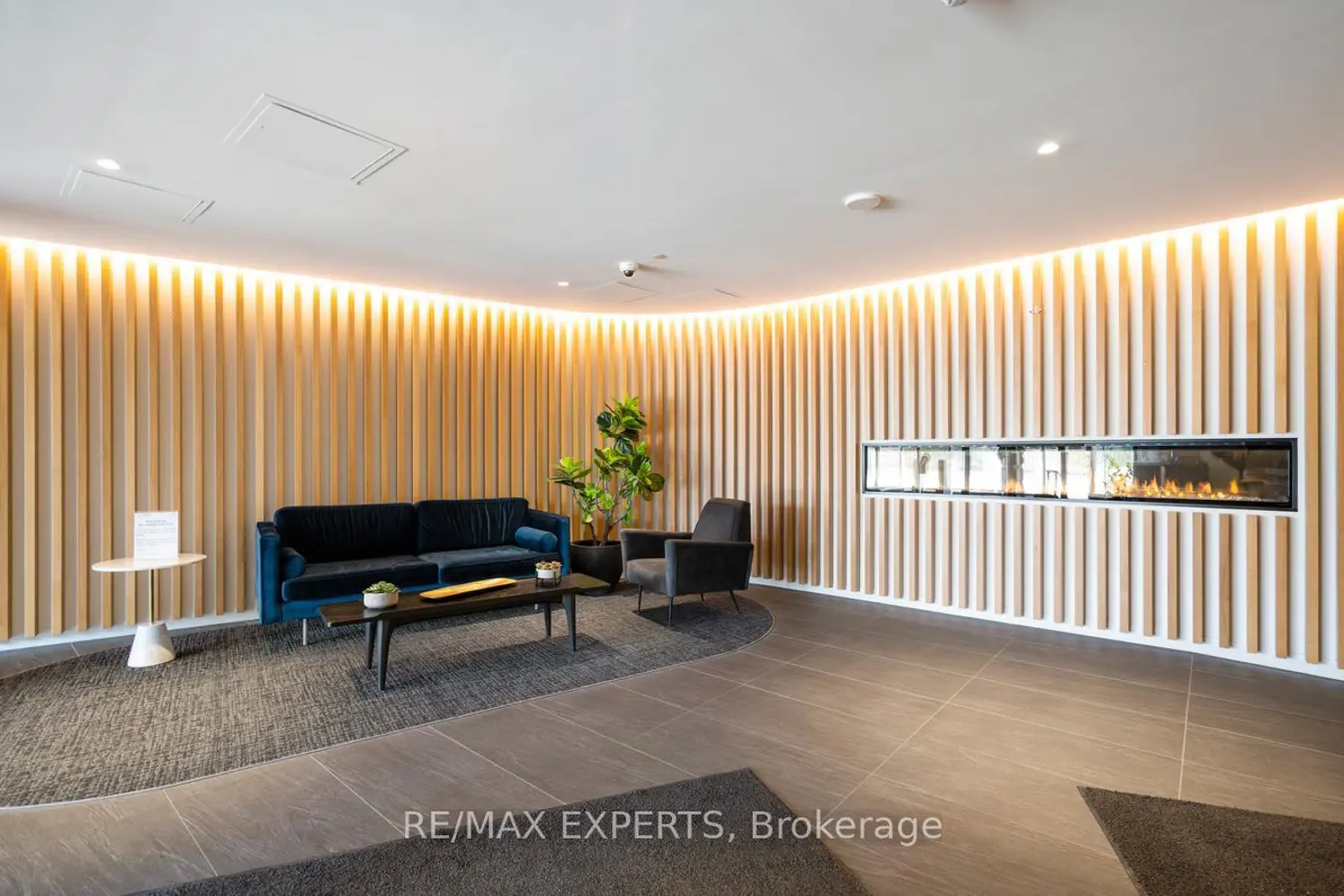 160 Flemington Road 416 photo 2