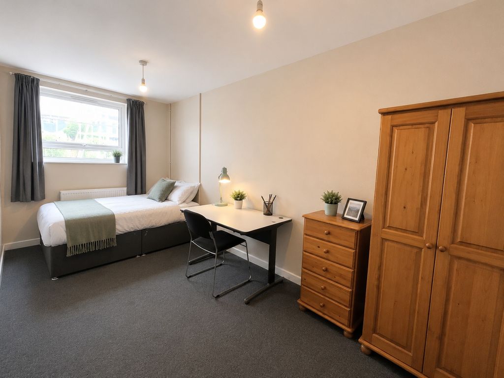 Additional image 2 of 7 bed flat to rentClassic House, Bristol BS1