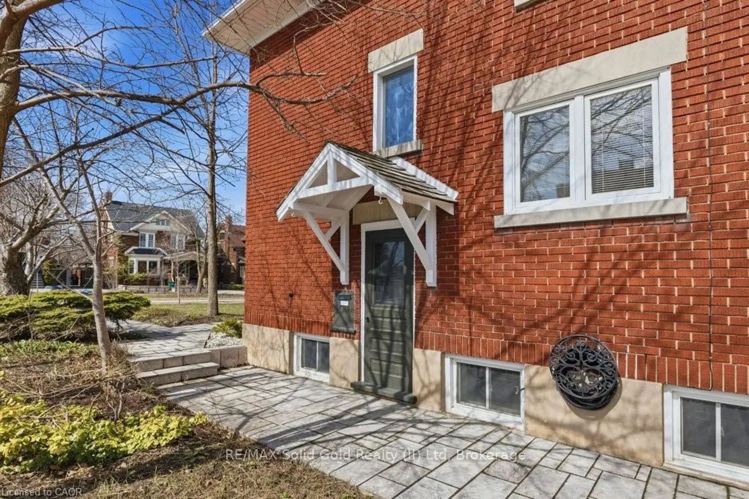 Additional image 11 of 859 Queen's Boulevard