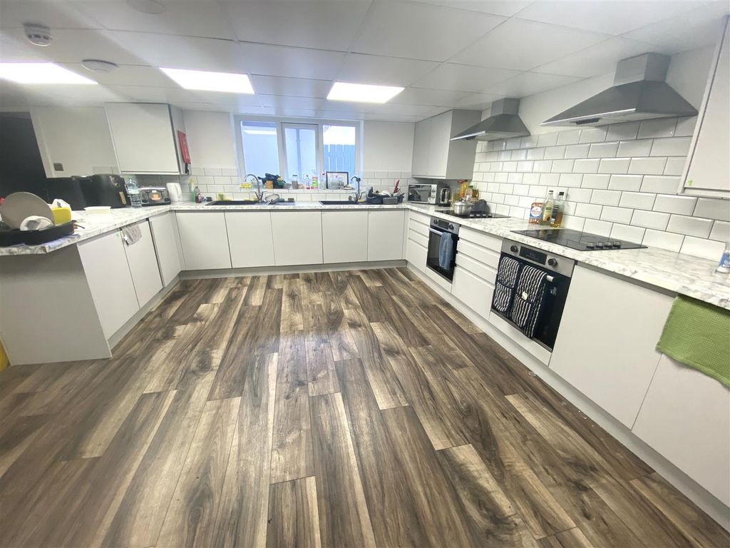 Additional image 2 of 1 bed property for saleAnlaby Road, Hull HU3