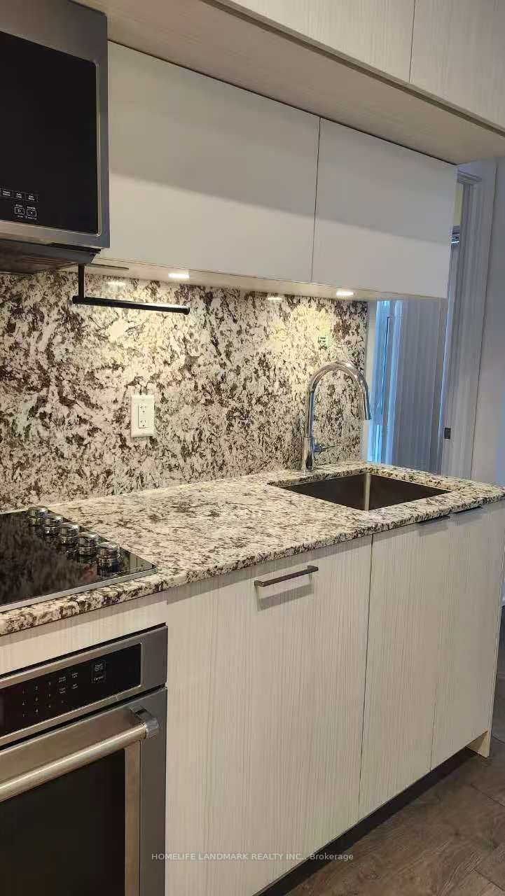 656-25 Adra Grado Way, Toronto, ON, M2J 0H6