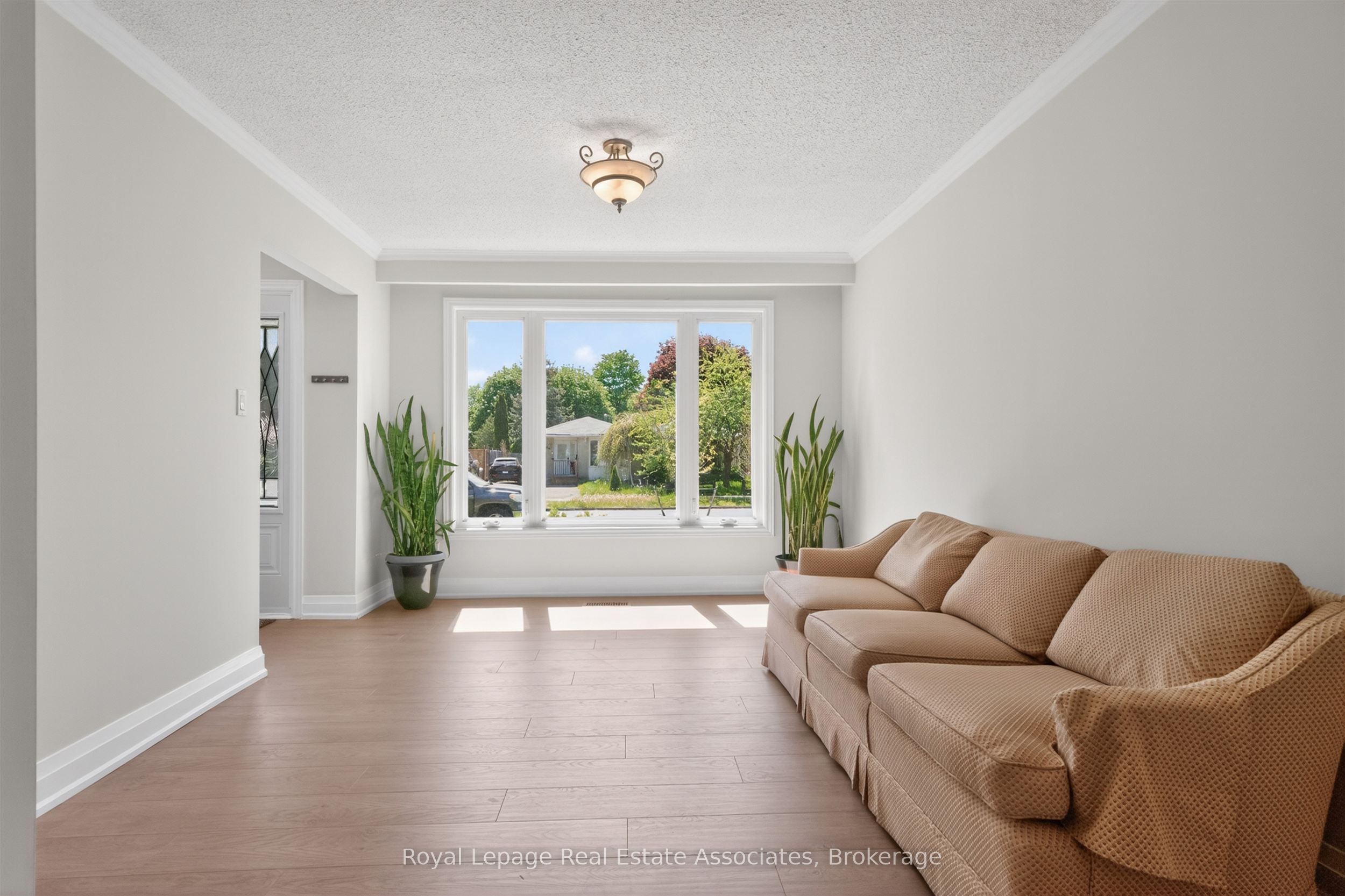 Additional image 5 of 2663 Widemarr Road, Mississauga, ON, L5J 1M5