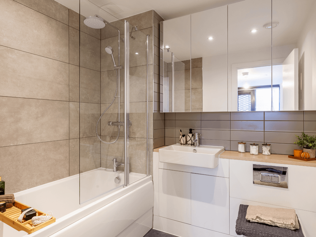 Additional image 4 of 2 bed flat to rentWesley Lane, Cardiff CF10