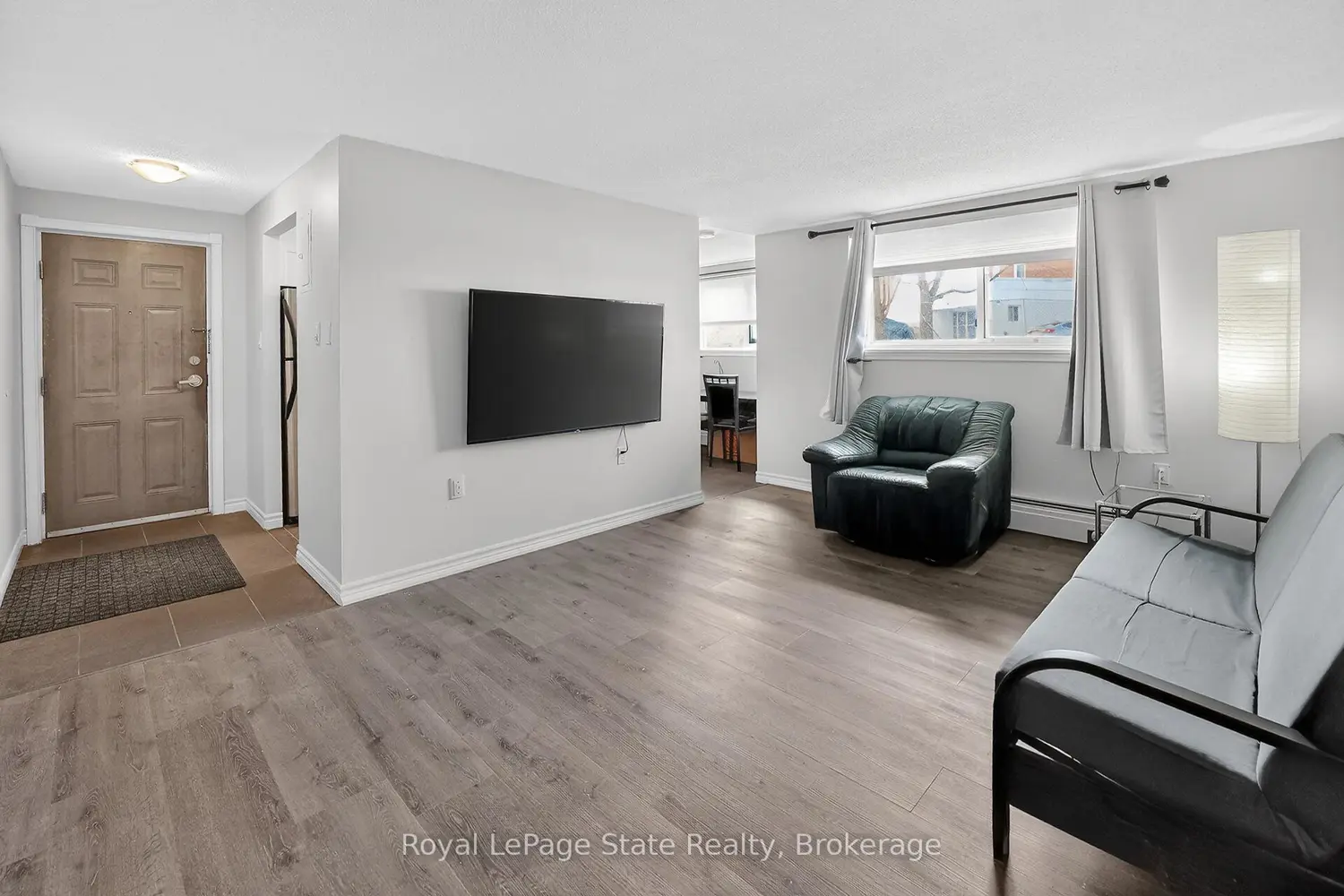 37 Conroy Crescent 1 photo 3