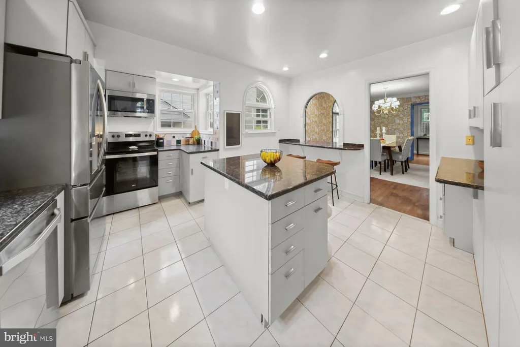Additional image 6 of 5714 Huntington Parkway, Bethesda, MD 20814