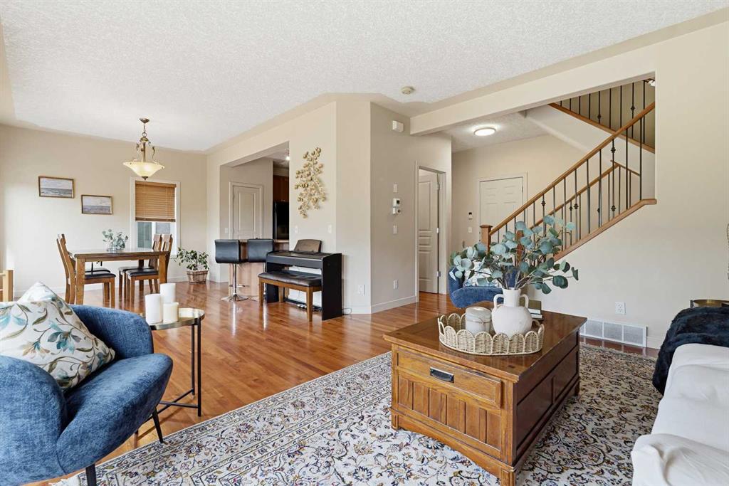 Additional image 6 of 37 Prominence Park SW, Calgary, AB, T3H 4K8