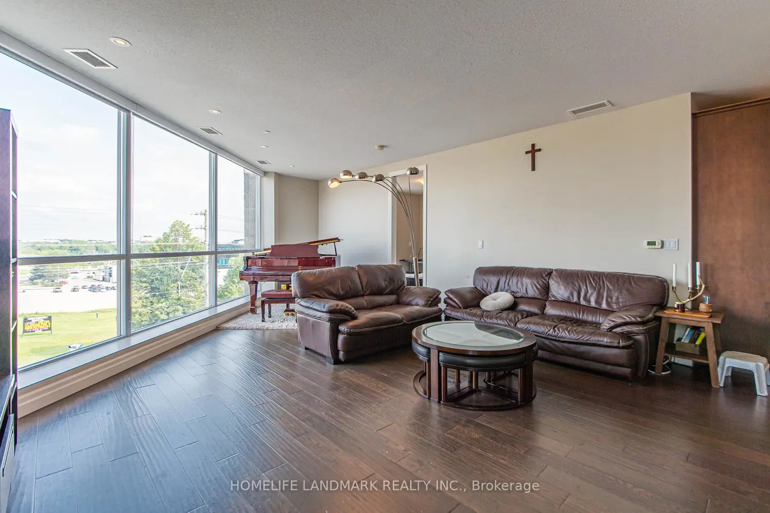 Additional image 5 of 223 Erb Street 302