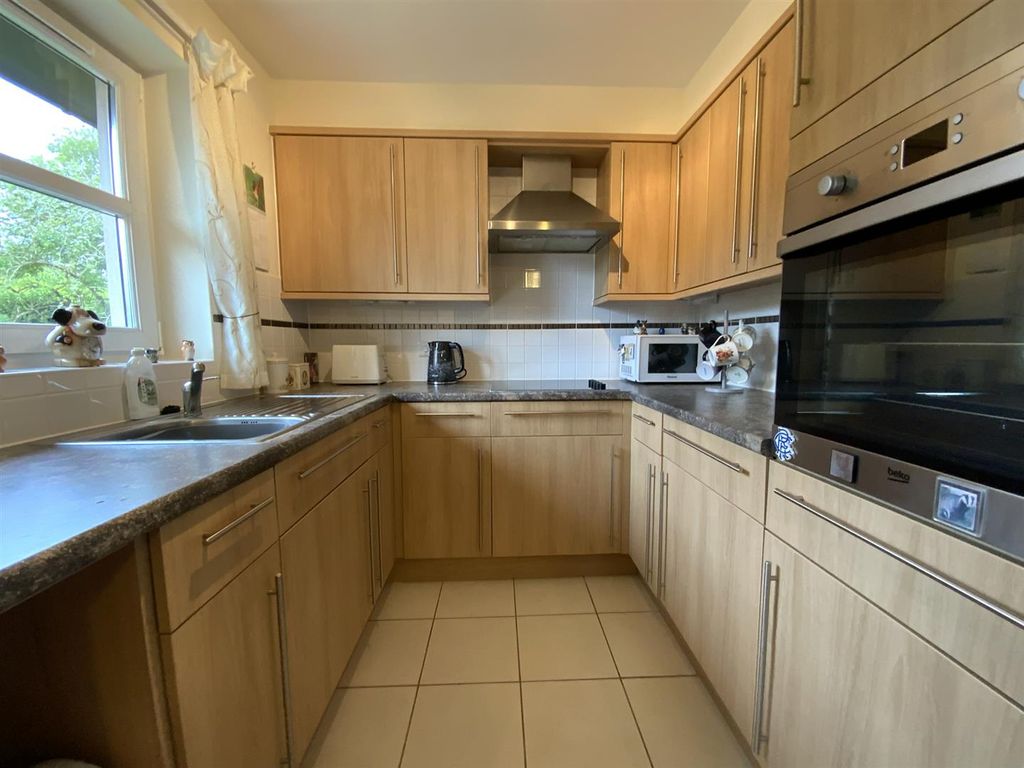 Additional image 3 of 1 bed flat for saleGlebe Street, Dumfries DG1