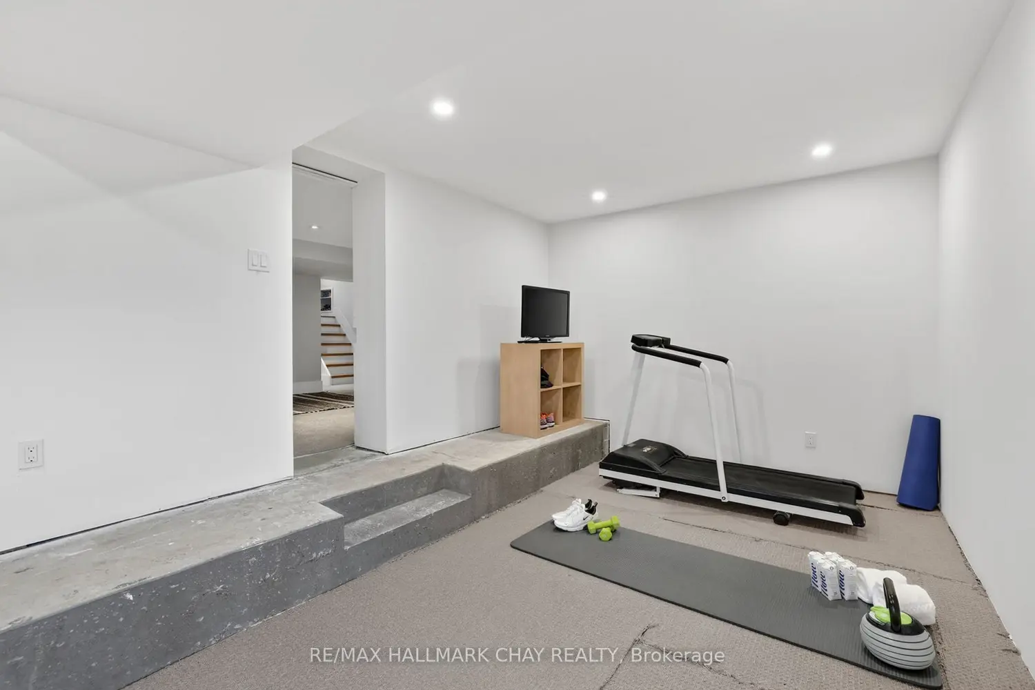 Additional image 16 of 1587 Mount Albert Road