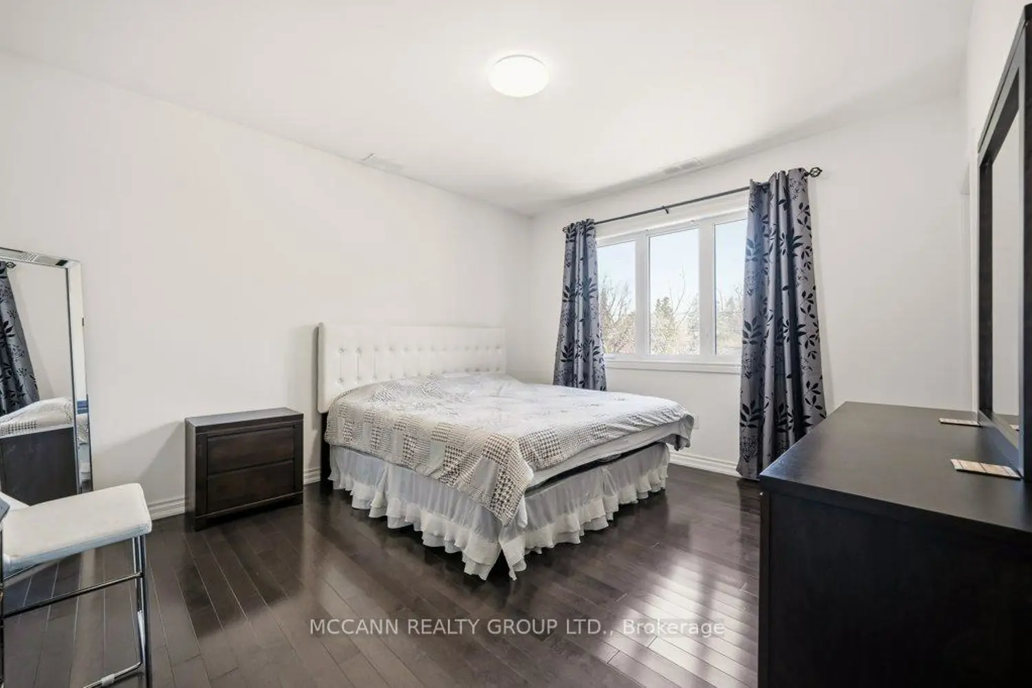 124 Scarboro Crescent