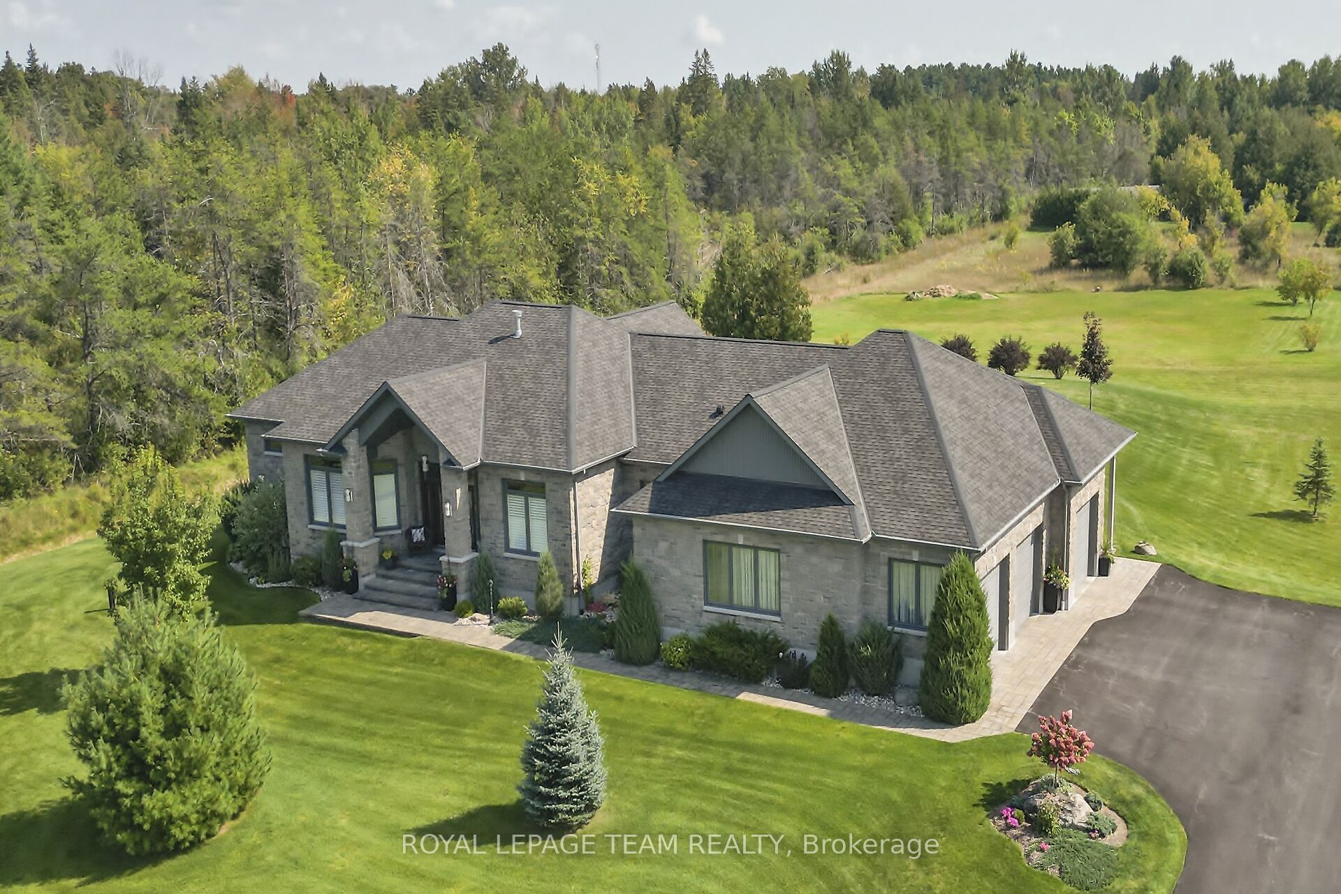 Additional image 2 of 217 Shamus Way, Ottawa, ON, K0A 1L0