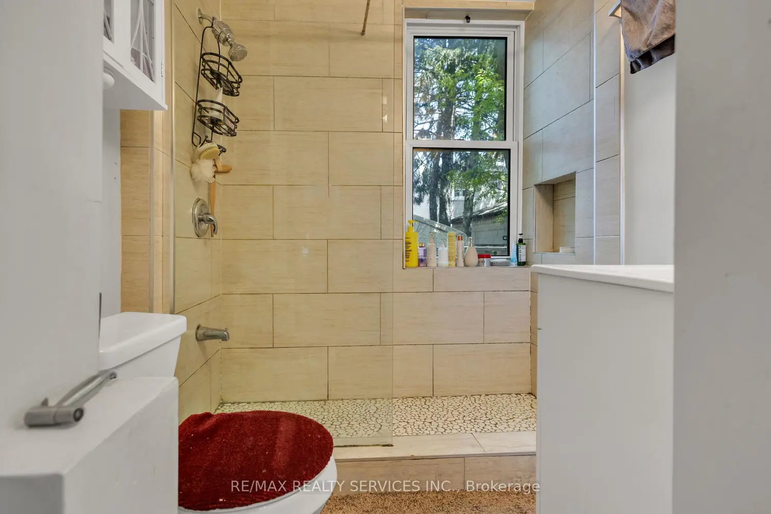 827 Craven Road photo 3