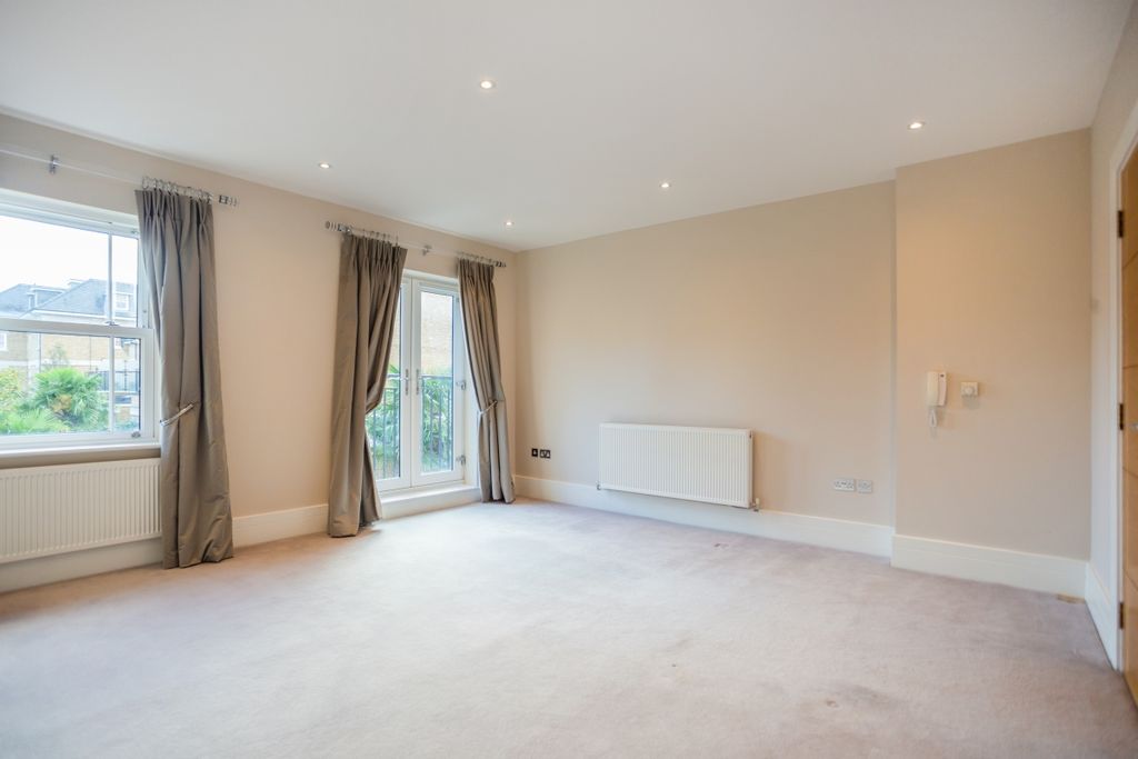 Additional image 10 of 4 bed town house to rentHawtrey Road, Windsor SL4