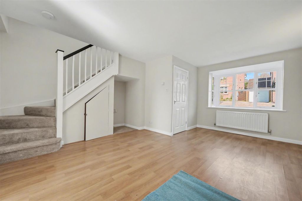 Additional image 4 of 3 bed semi-detached house for saleFielders Way, Shenley WD7