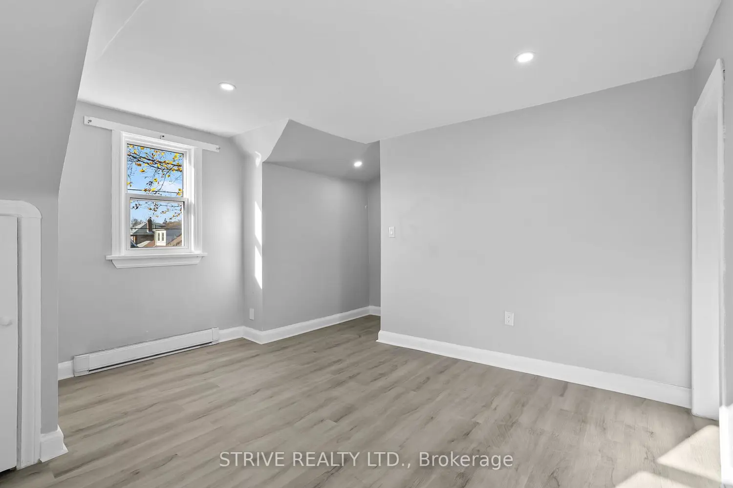 Additional image 3 of 73 Central Park Boulevard