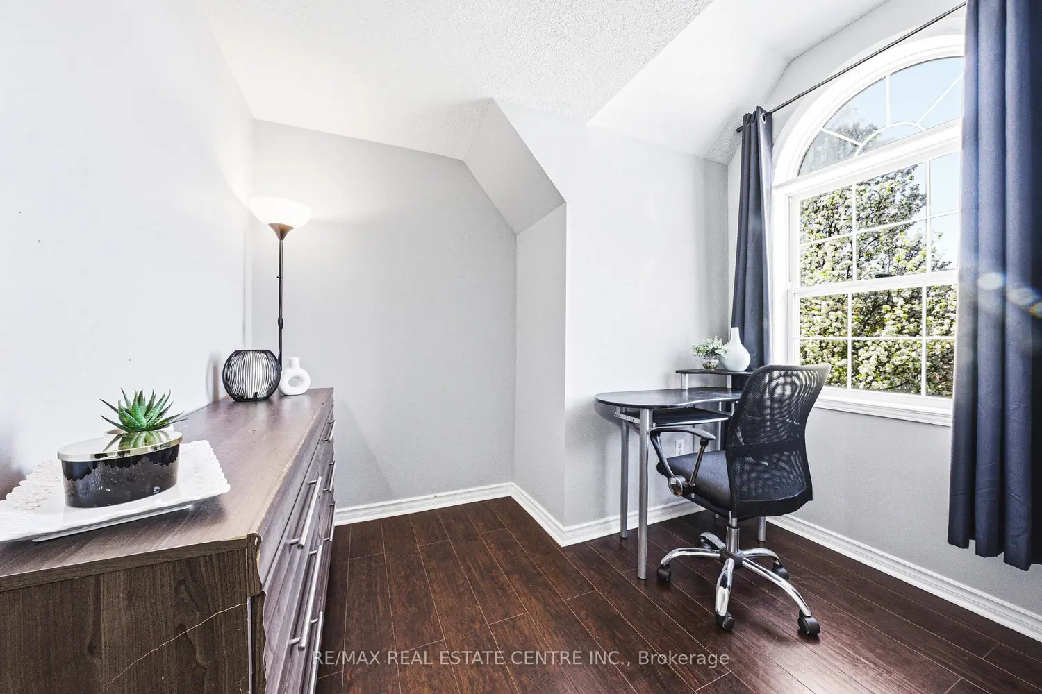 Additional image 15 of 15 Lardner Street